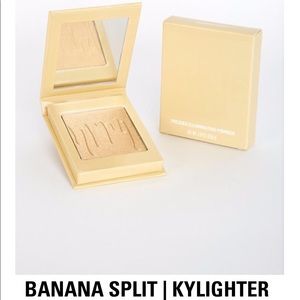 Kylie Cosmetics “Banana Split” Kylighter